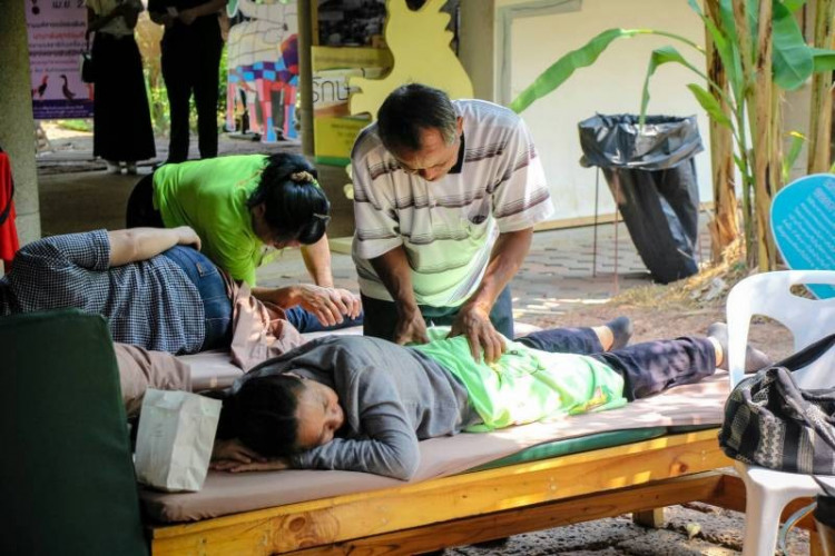 ตลาดนัดเกษตรสุขใจในวิถีเกษตร อบรมวิชาของแผ่นดินฟรี 3-4 มีนานี้
